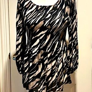 NWT BoHo Chic Striped Blouse Top  Floral & Ivy sz S